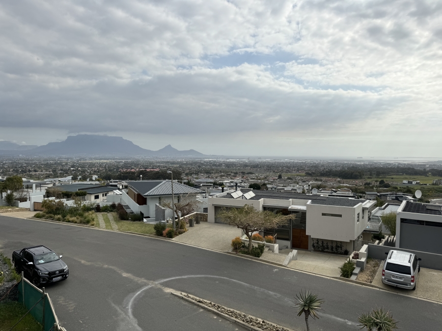 6 Bedroom Property for Sale in Baronetcy Estate Western Cape